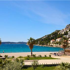 3 bedroom apartment with sea views in Dubrovnik, sleeps 6